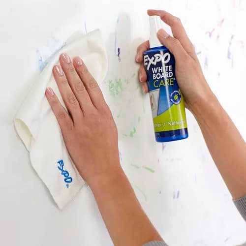 EXPO Dry Erase Whiteboard Cleaning Spray 237ml (8 Fl Oz) | Removes Ghosting & Stubborn Marks thumbnail 2