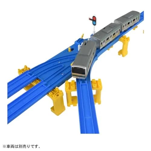 Takara Tomy HO Scale Medium Plastic Train Track with Half Straight Rail (R-16) | HO Scale Model Trains for Kids thumbnail 2