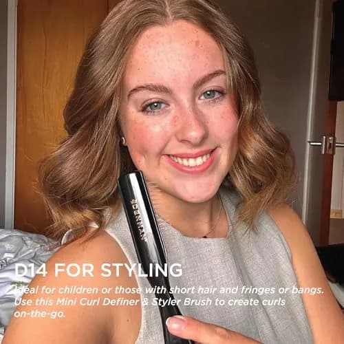 Denman D14 Curly Hair Brush 5-Row Styling Brush Black/Red | Detangles, Defines Curls, Smooths Frizz thumbnail 4