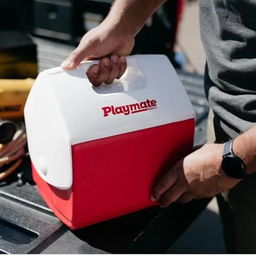 Igloo Playmate 7 Qt Red | Portable Personal Cooler with Tent-Top Design thumbnail 2
