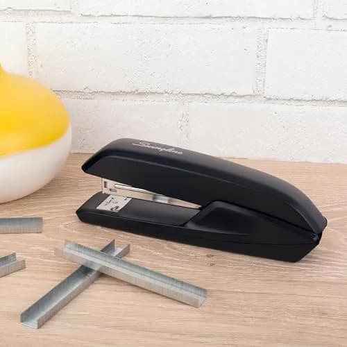 Swingline Standard Staples 5 Pack (25,000 Staples Total) | Reliable Performance for Desktop Staplers thumbnail 7