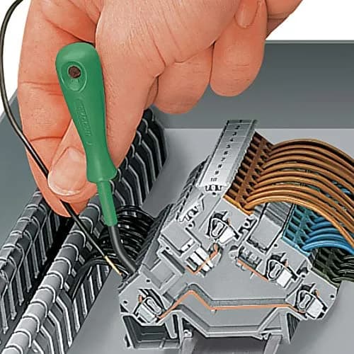 WAGO Operating Tool,100 mm,Green/Black | Partially Insulated Hand Tool for Power & Home thumbnail 2