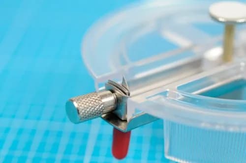 NT Cutter iC-1500P Circle Cutter 18mm (0.71") | Cuts Circles 19mm to 171mm Diameter thumbnail 6