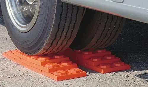 Tri-Lynx Lynx Levelers 11 Pack | Interlocking RV Leveling Blocks with Storage Bag, Made in USA thumbnail 8