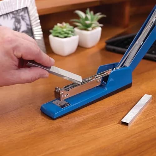 Swingline Stapler 30 Sheet Capacity | Jam-Free Metal Classic Blue (74724) thumbnail 4