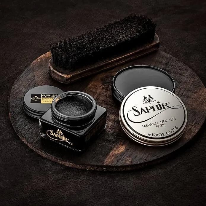 SAPHIR NOIR Natural Cream Shoe Polish 75ml (2.5 Fl Oz) | Medaille d'Or Leather Conditioner for Boots, Handbags thumbnail 10