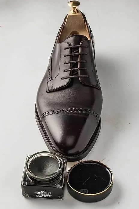SAPHIR NOIR Natural Cream Shoe Polish 75ml (2.5 Fl Oz) | Medaille d'Or Leather Conditioner for Boots, Handbags thumbnail 4
