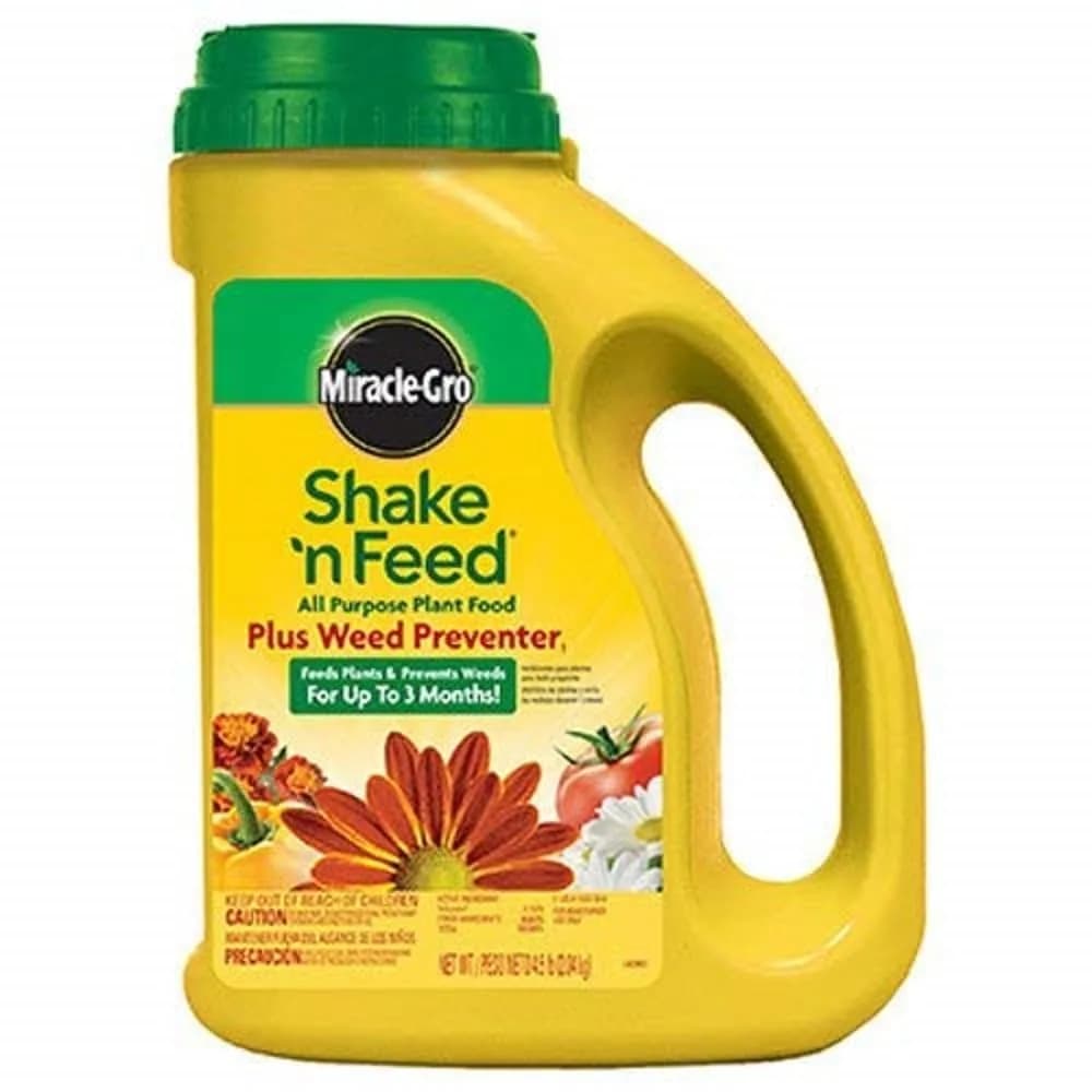 Miracle-Gro Shake 'N Feed All Purpose Plant Food + Weed Preventer 4.5 lb | Feeds & Prevents Weeds for Garden