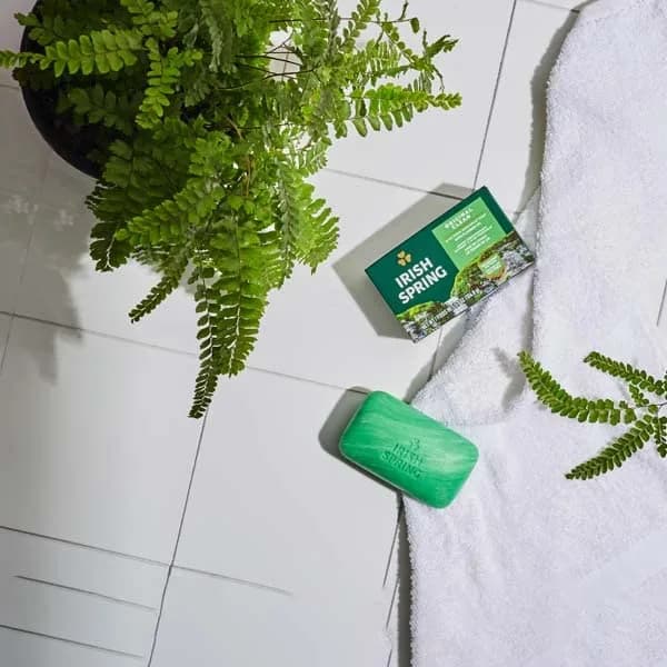 Irish Spring Original Scent Bar Soap 3.2 oz (90.7 g) | Classic Clean & Fresh thumbnail 6
