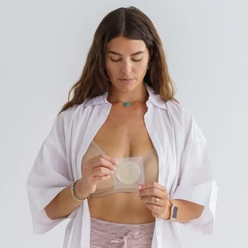 Ameda ComfortGel HydroGel Nursing Pads 2 Count | Cooling, Reusable, Soothing Relief for Sore Nipples thumbnail 6