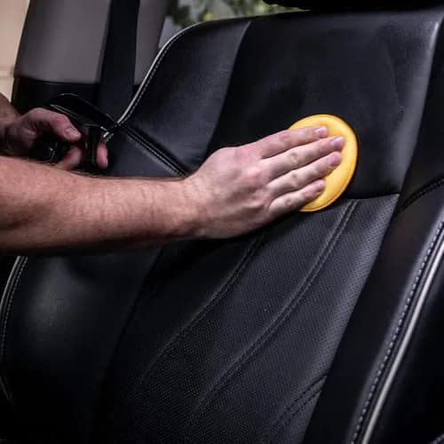 Meguiar's Gold Class Leather Conditioner Spray 473ml (16 Fl Oz) | Restores Leather Seats thumbnail 5