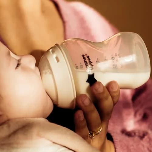 Tommee Tippee Travel Bottle & Food Warmer, Portable Thermal Flask, 421.34 cu in | Keeps Water Hot for On-the-Go Feeding thumbnail 3