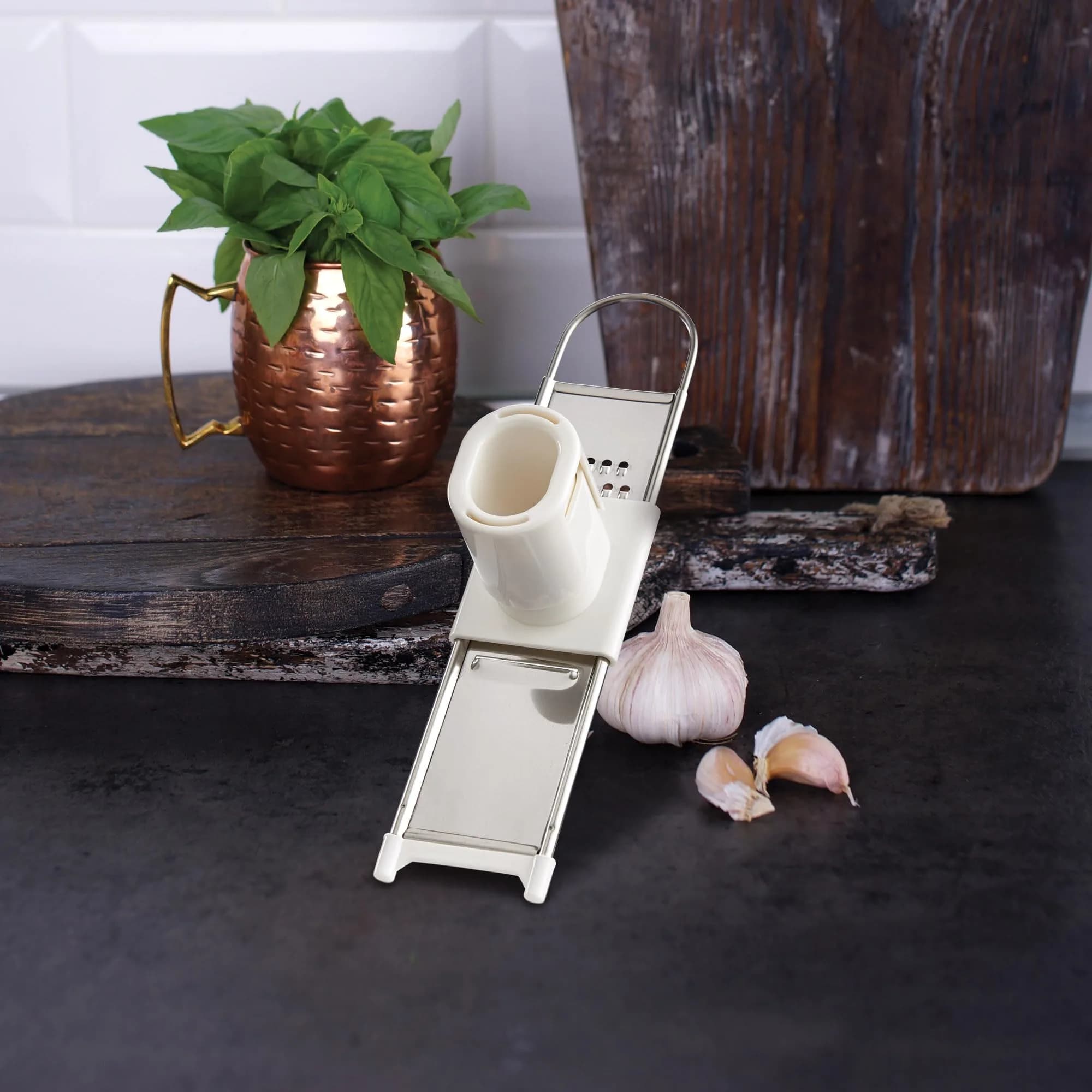 Fante's Garlic Keeper Unglazed Earthenware Ceramic | Keeps Garlic Fresh Up to 3 Weeks thumbnail 4
