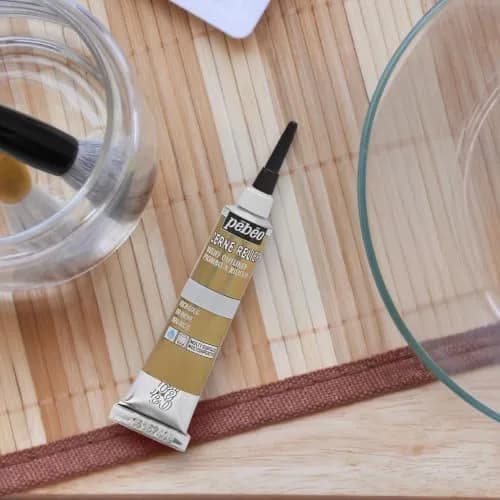 Pebeo Vitrail Cerne Relief Dimensional Paint 20ml (0.67 Fl Oz) Rich Gold | Water-Based Outliner for Glass & Metal thumbnail 2