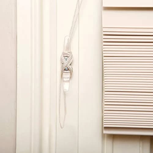 Dreambaby Blind Cord Safety Wraps for Dangling Window Cords 4 Pack | Clear Plastic Child Safety thumbnail 4