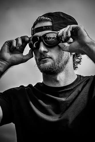 Birdz Eagle Motorcycle Goggles (Black Frame/Polarised Smoke Lens) | Safety Riding Gear for Adults thumbnail 3