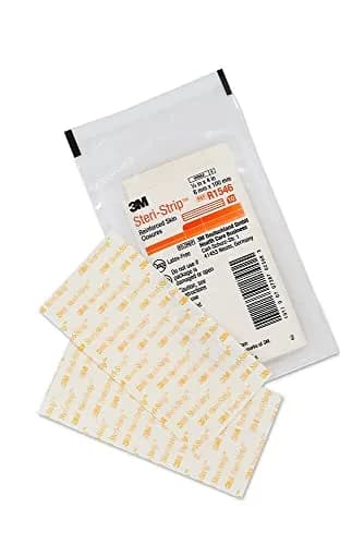 3M Steri-Strip Reinforced Adhesive Skin Closures 6 mm x 100 mm (1/4 in x 4 in) | Hypoallergenic Wound Dressing thumbnail 1