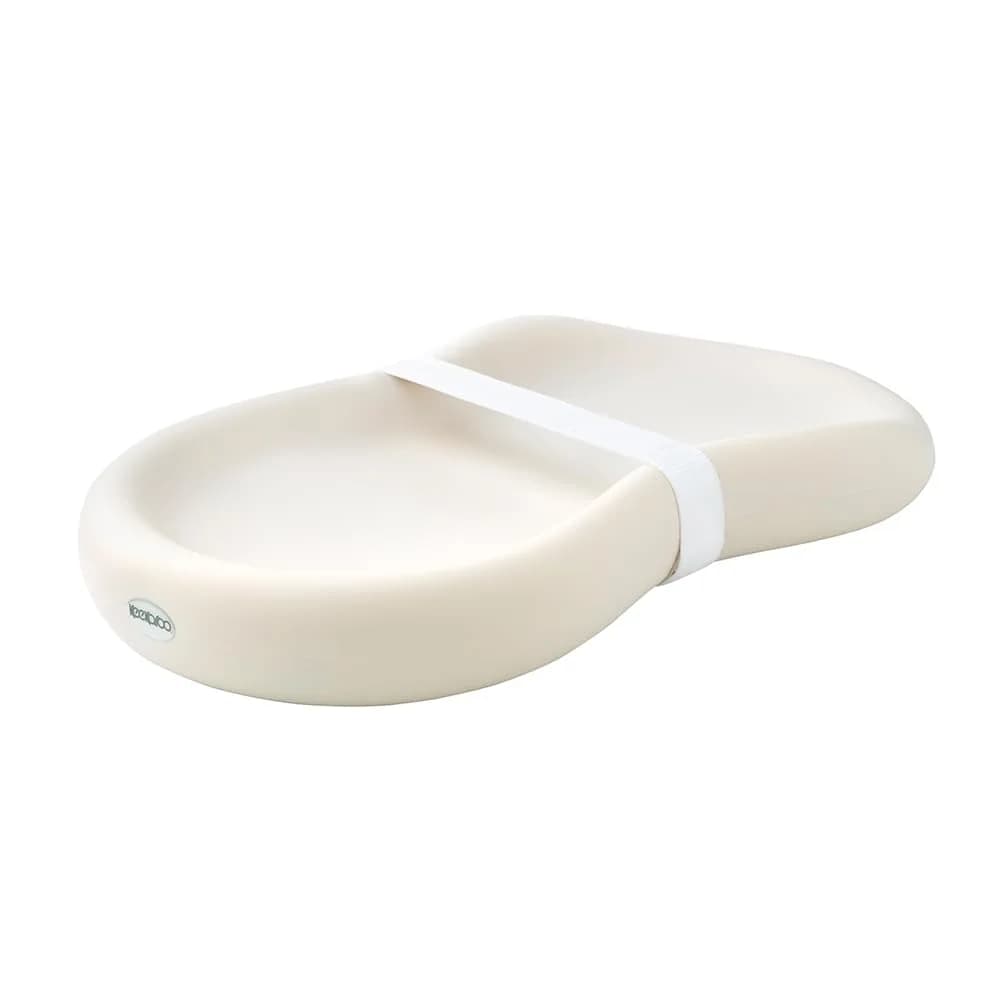 Keekaroo Peanut Changer Baby Vanilla | Water-Resistant Wipeable Changing Pad - main product image