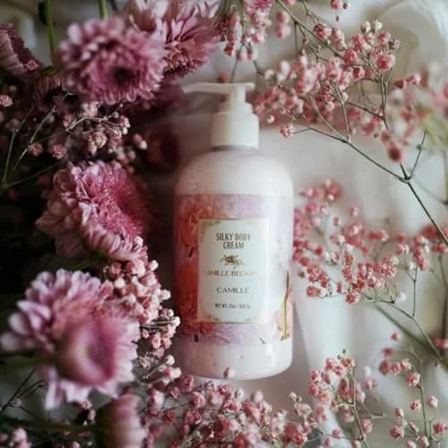 Camille Beckman Silky Body Cream Daily Moisturizer 380ml (13 oz) | Non-Greasy Hydration with Almond Oil thumbnail 3