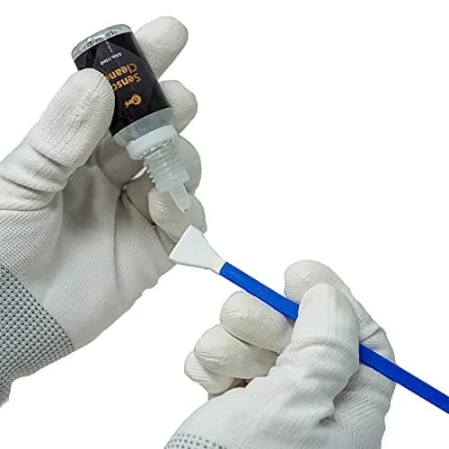 UES APS-C Camera Sensor Cleaning Kit 16mm (14 Swabs + 15ml Solution) | Professional Dust Removal for DSLR & Mirrorless thumbnail 4