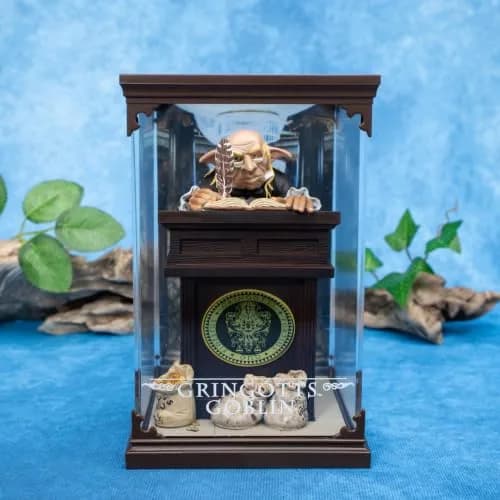 The Noble Collection Harry Potter Magical Creatures No.10 Gringotts Goblin 17.78cm (7in) Display Case | Officially Authorized Warner Brothers Collectible thumbnail 2