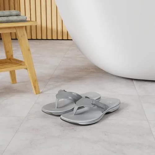 Clarks Breeze Sea Flip-Flop 9 | Silver Synthetic, Lightweight & Comfortable thumbnail 2
