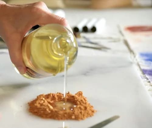 Natural Earth Paints Refined Walnut Oil 8 oz | Non-Yellowing Oil Medium for Artists & Fine Art thumbnail 3