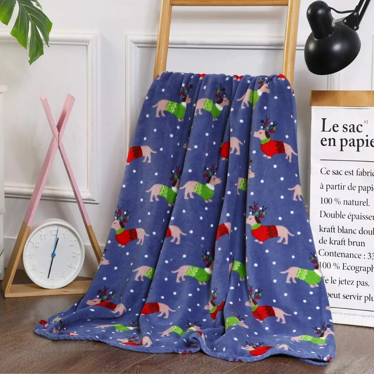 Elegant Comfort Velvet Touch Ultra Plush Christmas Holiday Printed Fleece Throw/Blanket-50 x 60inch, Dogs in Sweaters