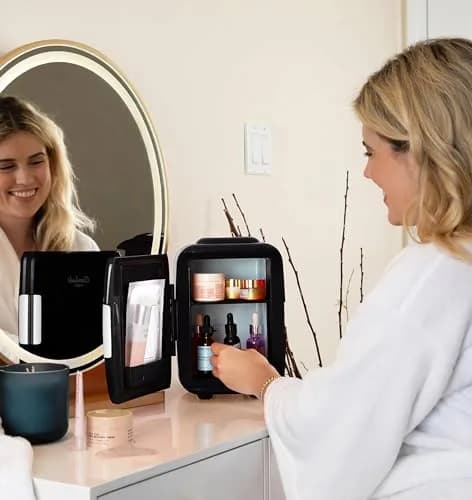 Cooluli Classic 4L Mini Fridge - Black | Portable Electric Cooler & Warmer for Skincare, Drinks, Medicine (4L/6 Can) thumbnail 3