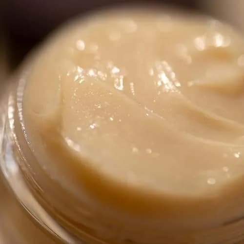 Burt's Bees Original Overnight Intensive Lip Treatment 7.5ml (0.25 Oz) | Restorative Lip Care for Dry Lips thumbnail 8