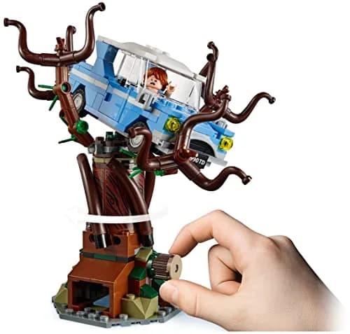 LEGO Harry Potter Hogwarts Whomping Willow Toy 75953 | 753 Pieces thumbnail 4