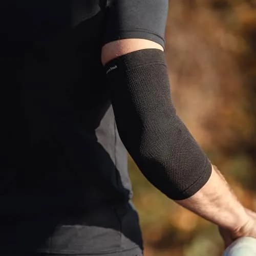 Back on Track Physio 4-Way Stretch Black Elbow Brace | Support & Recovery for Tennis & Golf Elbow thumbnail 5