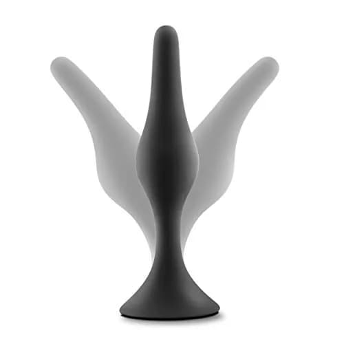 Blush Novelties Luxe Silicone Butt Plug Kit - Anal Training Set for Beginners & Advanced Users - Soft, Tapered Heads - Satin Smooth - Suction Cup Base - Pleasurable Sex Toys for Women Men Couple - Black thumbnail 4