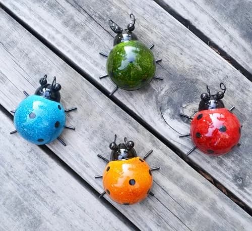 GIFTME 5 Metal Garden Wall Art Set of 4 | Charming Ladybug Decor for Outdoors thumbnail 1