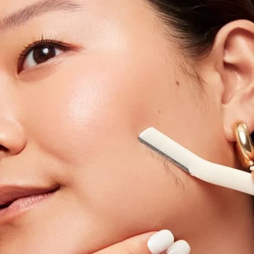 Revlon Face Defuzzers High Precision Hair Removal & Dermaplaning Blade 2 Count | Smooth Skin thumbnail 3