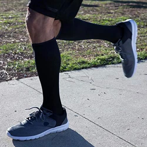 Copper Fit Easy-Off Knee High Compression Socks Small/Medium Black | Graduated Support for Circulation & Fatigue thumbnail 3