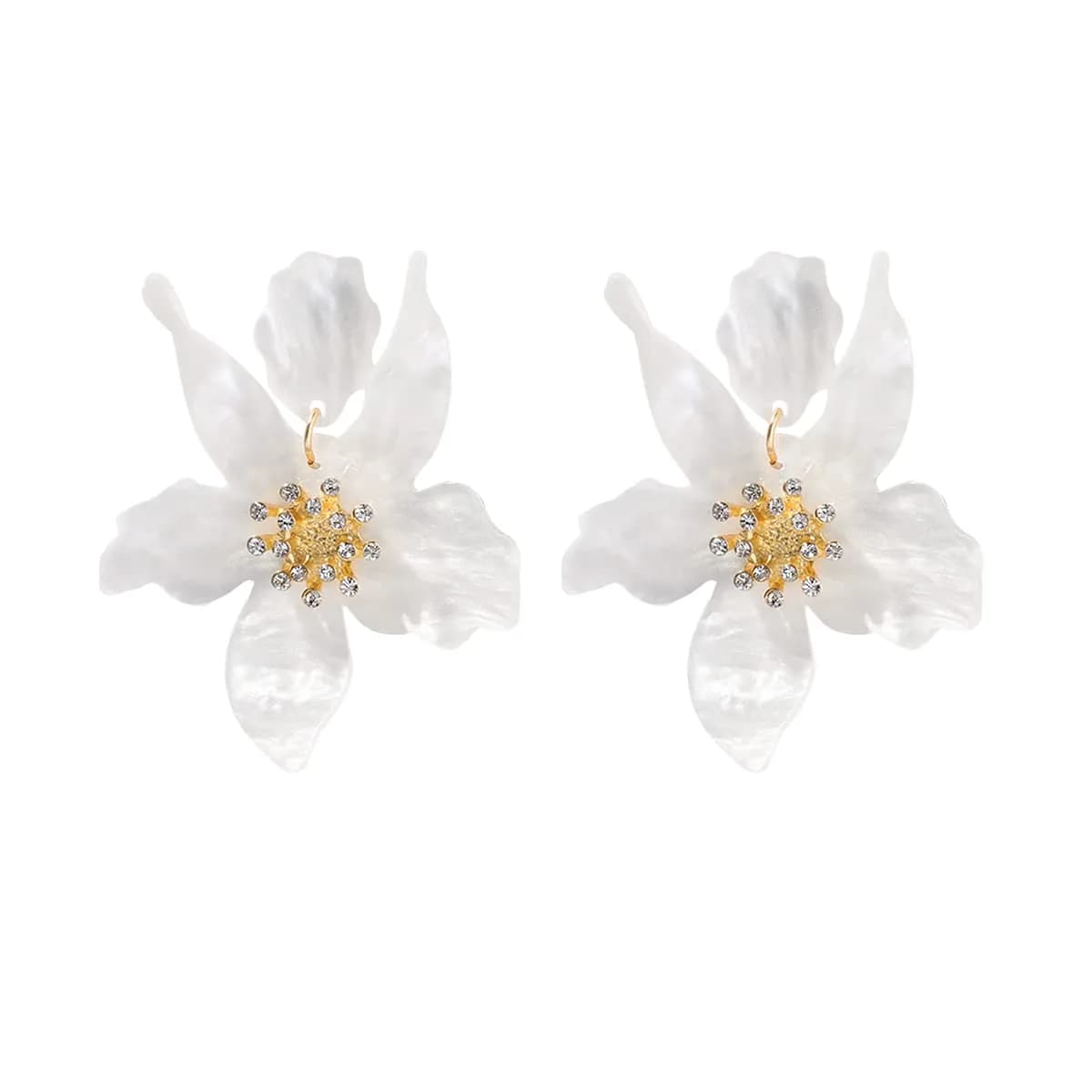 Artilady Boho Flower Stud Earrings for Women, Rose Pink Resin & Brass | Lightweight Daily Wear — White Flower