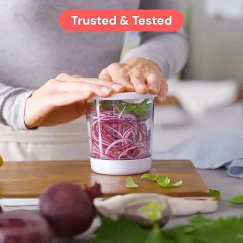 Fullstar 4-in-1 Vegetable Spiralizer & Slicer, Veggie Noodle Maker with Built-in Container & Safety Guard | 10.16 cm (4 in) Height thumbnail 8