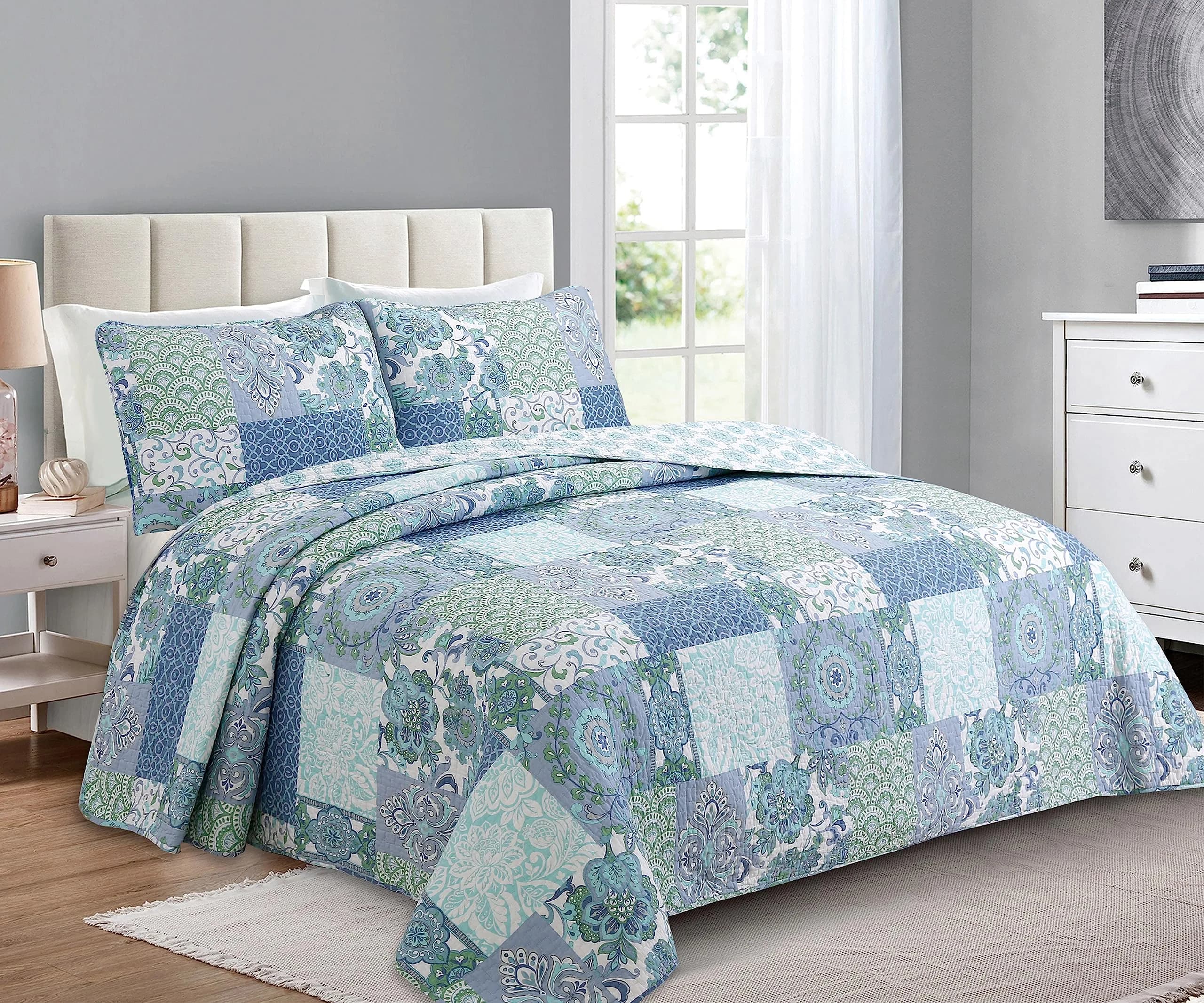 Cozy Line Home Fashions Blue Fleur-de-lis Quilt Set | Reversible 100% Cotton Bedspread Queen
