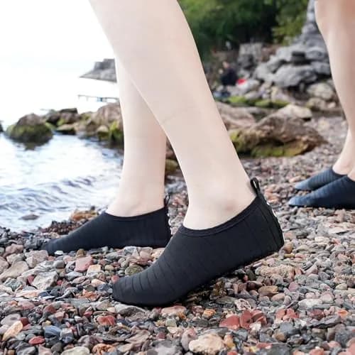 JOTO Quick-Dry Water Shoes for Women & Men | 156 g (5.5 oz) Black thumbnail 2