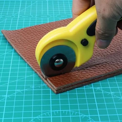 AUTOTOOLHOME 45mm Rotary Cutter for Fabric Pinking Blades | Precise, Safe & Durable thumbnail 8