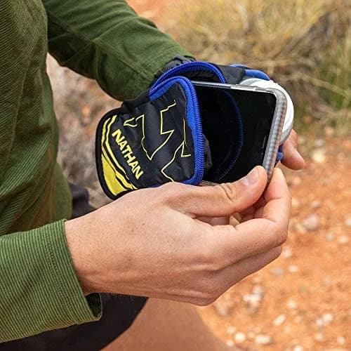 Nathan SpeedDraw Plus Insulated Handheld Water Bottle – Grip-Free Running Flask for Runners, Hiking, and Sports thumbnail 5