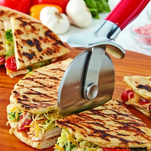 KitchenAid Classic Pizza Wheel with Sharp Blade 23cm (9-Inch) Red | Cuts Crusts, Pies & More Safely thumbnail 5