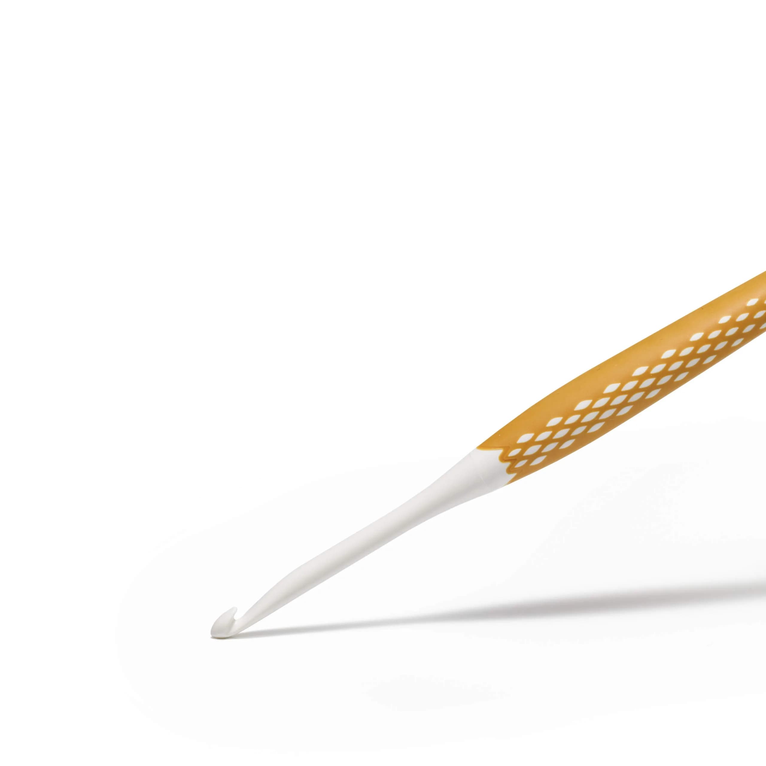 Prym Crochet Hook H8/5mm | Lightweight, Smooth, Ergonomic Handle for All Yarn Types thumbnail 3