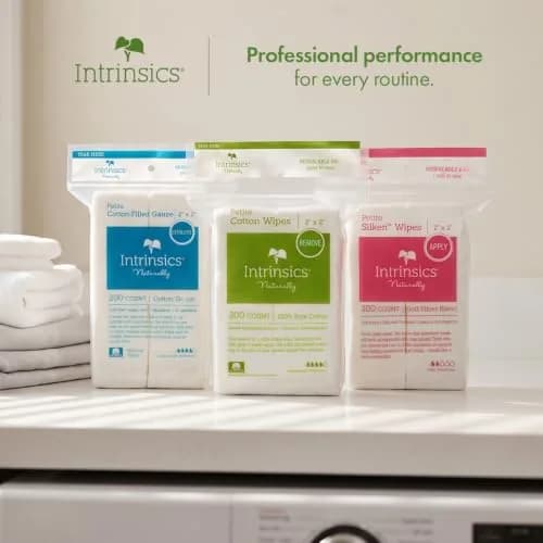 Intrinsics Petite Silken Esthetic Wipes 2x2 Inch (400 Count) | 4-Ply Lint-Free Facial Wipes for Toner & Makeup Removal thumbnail 6