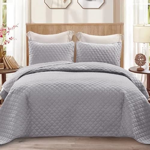 Exclusivo Mezcla Reversible Full Queen Quilt Bedding Set Light Grey | Lightweight Breathable All-Season Bed Coverlet with 2 Shams (220 x 240 cm / 86 x 96 Inch) thumbnail 1