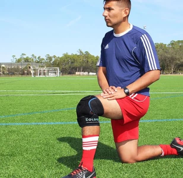 The Coldest Water Knee Ice Pack Wrap 2 Count (20 cm x 37 cm x 5 cm) | Accelerate Recovery with Reusable Compression Therapy thumbnail 9