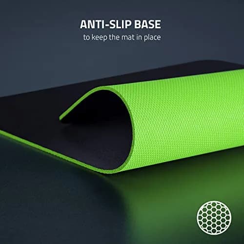 Razer Gigantus V2 XXL Gaming Mouse Pad | Textured Micro-Weave Surface for Speed and Control thumbnail 4