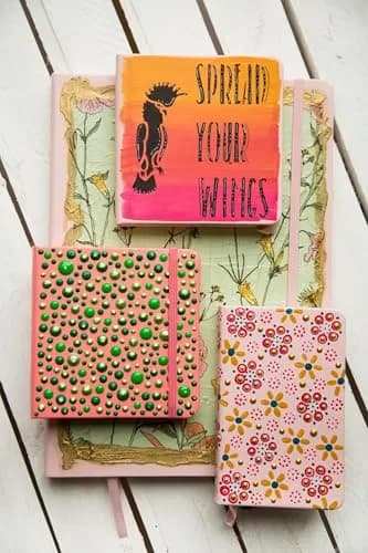 Talens Art Creation Sketchbook, Pastel Pink, 80 Sheets, 12cm x 12cm (4.7 x 4.7 in) thumbnail 5