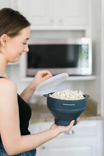 The Silicone Kitchen Silicone Microwave Popcorn Maker Collapsible Bowl | Non-Toxic, Dishwasher Safe, Dark Blue thumbnail 8